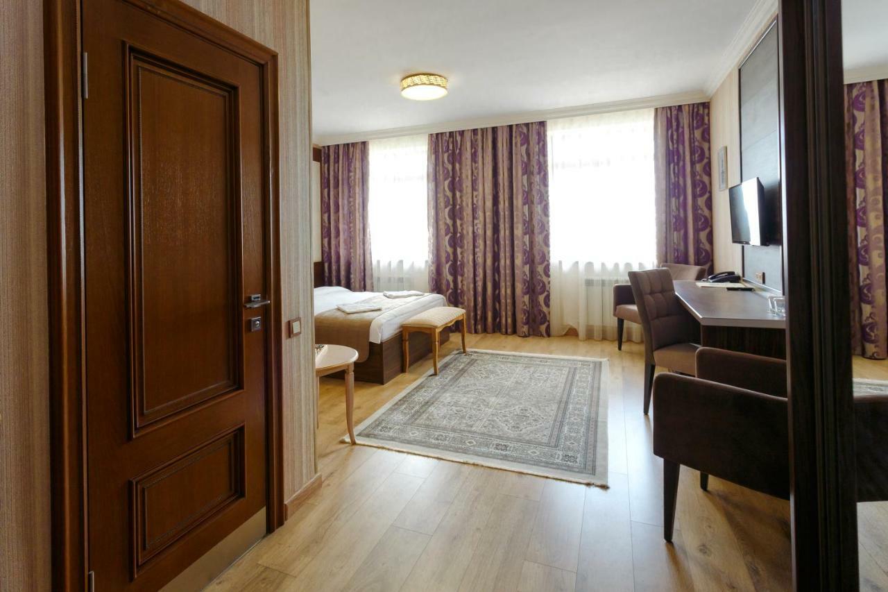 Sacvoyage Hotel อัลมาตี ภายนอก รูปภาพ